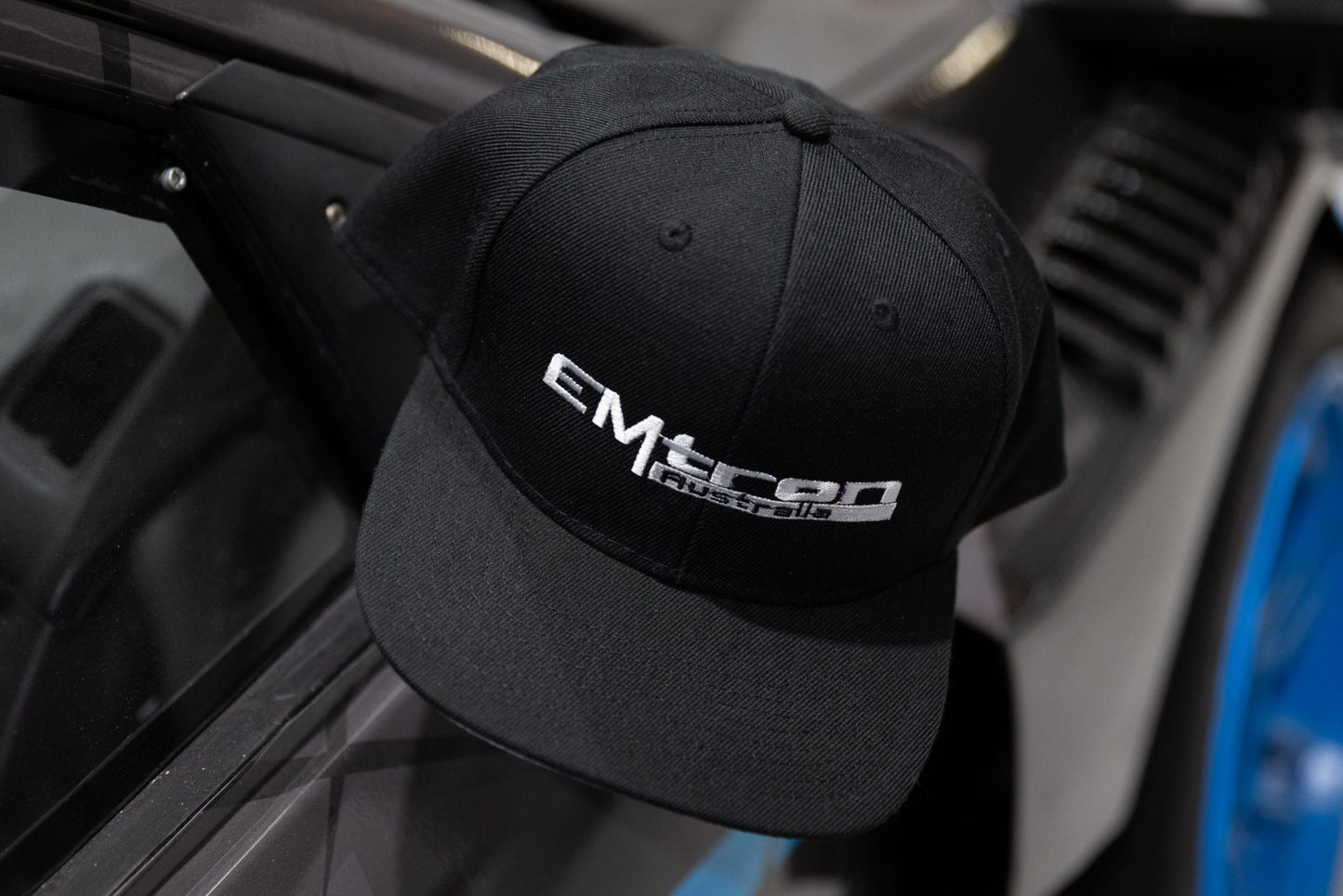 Emtron Cap